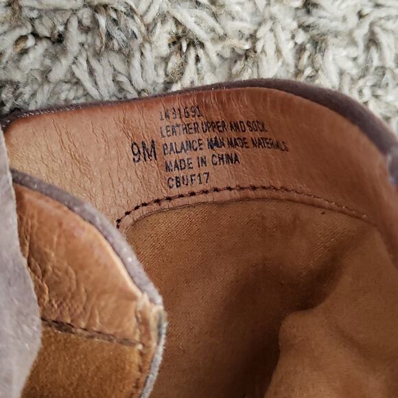 Sofft Women's Ware Boot Smoke Distressed Metallic Suede - Picture 8 of 15